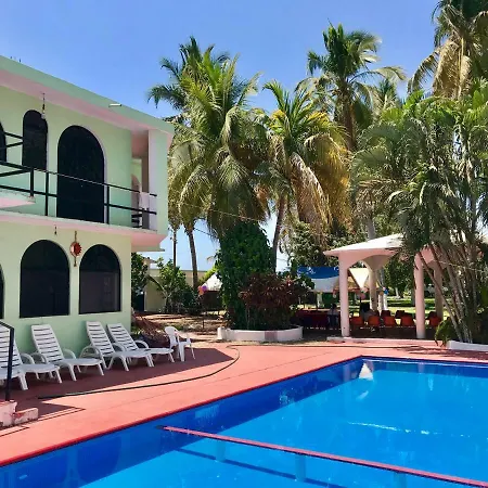 Bungalows Maria Bonita Hotel